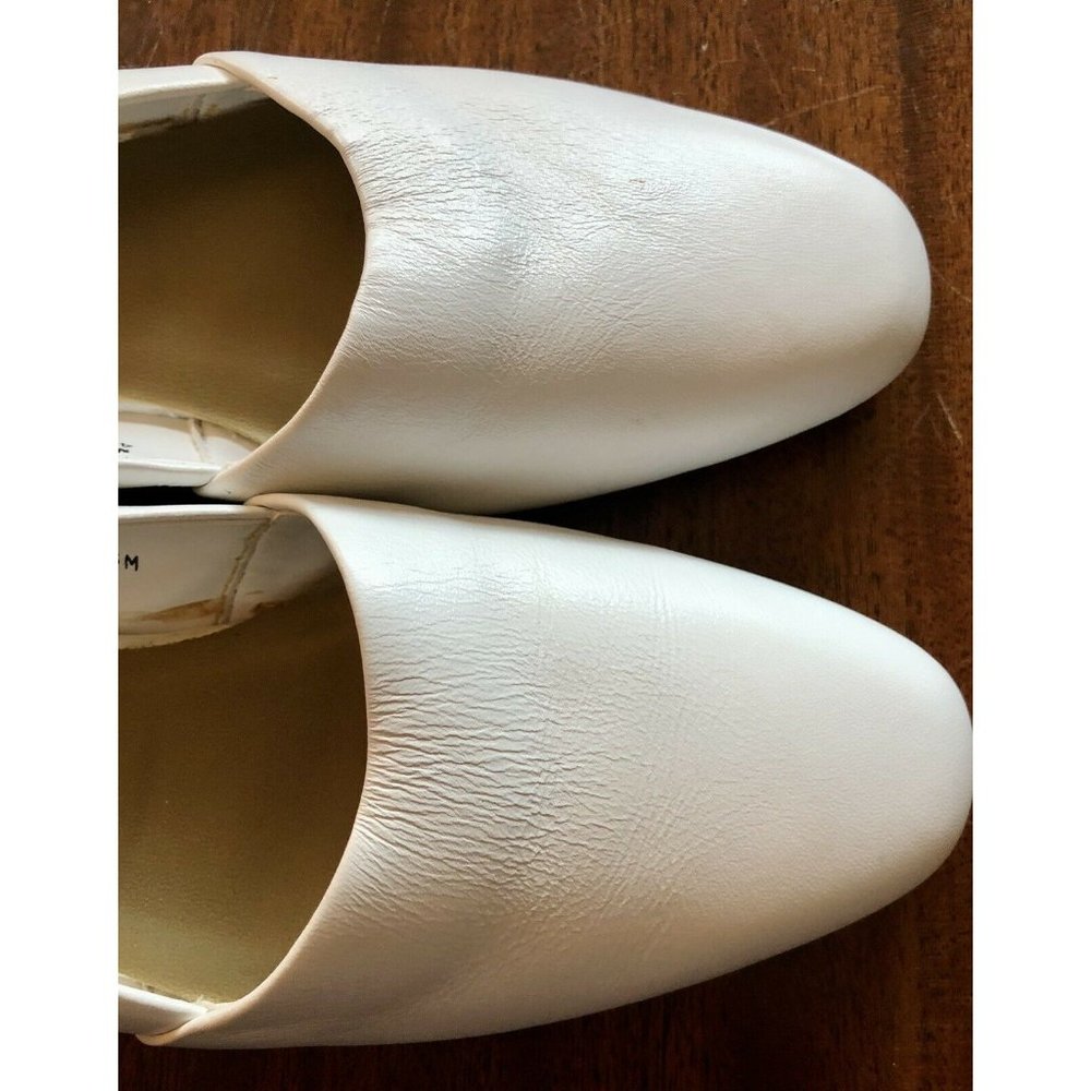 WOMENS MOOTSIE TOOTSIEs CLOSED TOE STAP BACK LOW HEEL SHOES 6M like New - Picture 3 of 7